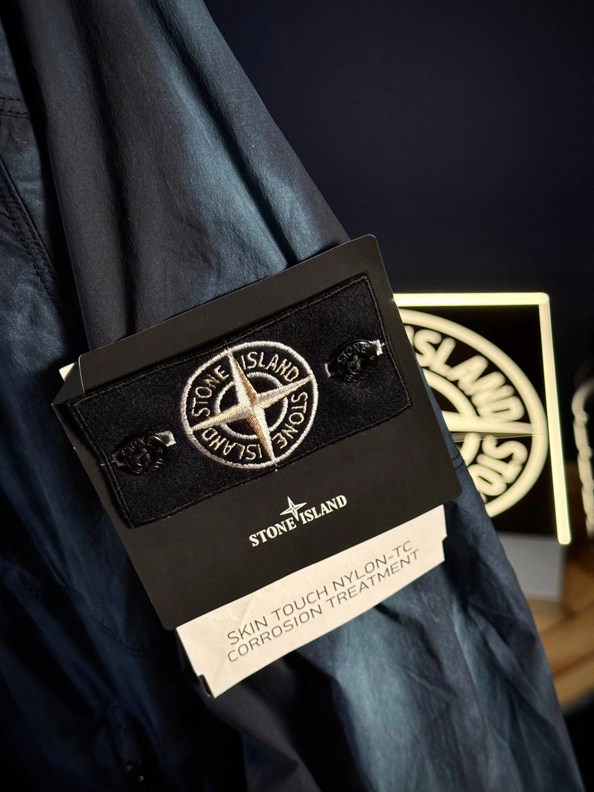 Stone Island Skin Touch Nylon-TC Corrosion Treatment Jacket, фото 3