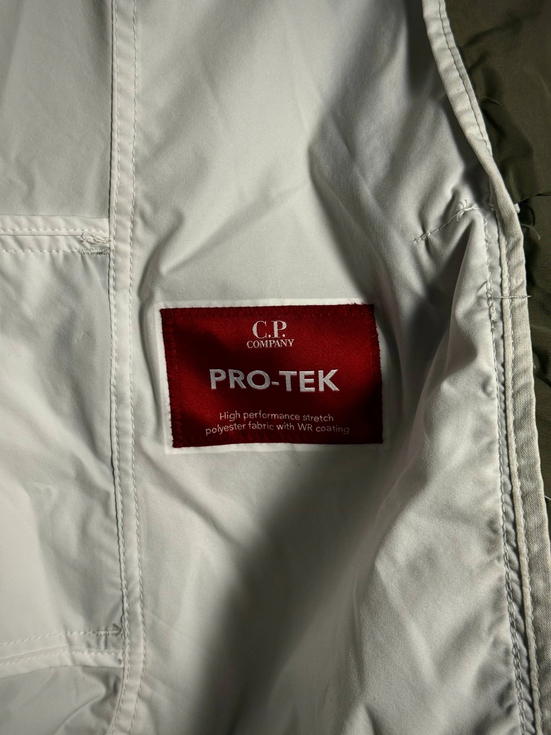 C.P. Company x Robyn Lynch Hybrid Pro-Tec Reflective Lens Poncho-Jacket 1/1, фото 7