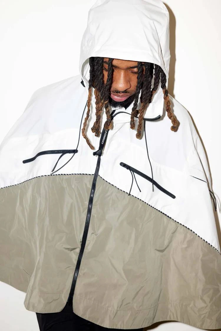 C.P. Company x Robyn Lynch Hybrid Pro-Tec Reflective Lens Poncho-Jacket 1/1, фото 9